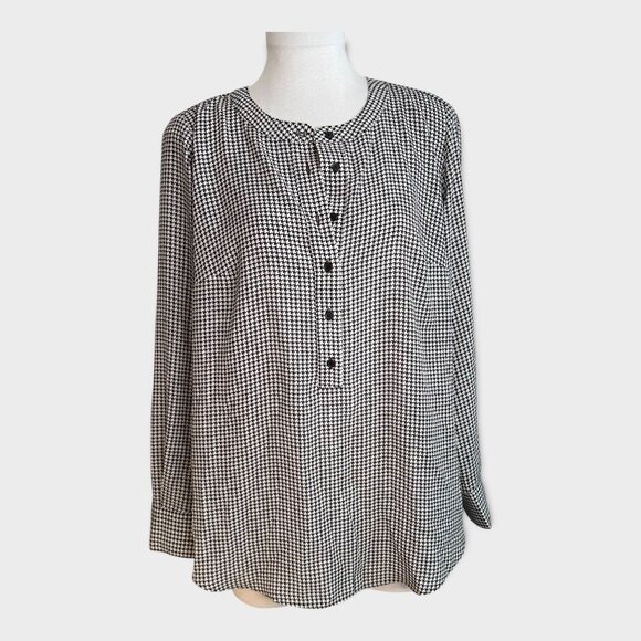 Lane Bryant Tops - Lane Bryant Houndstooth Long Sleeve Blouse with Buttons Size‎ 10/12